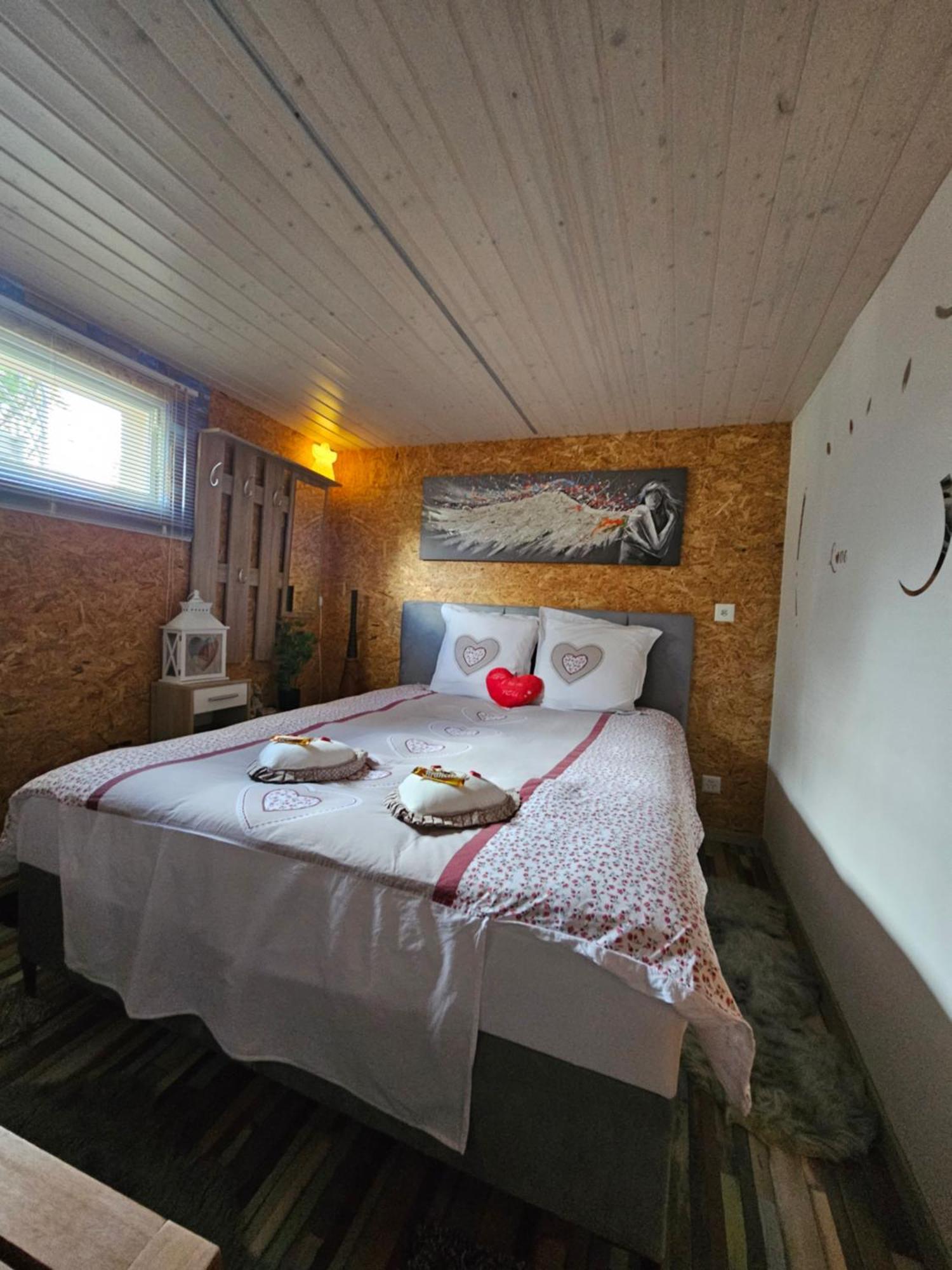 Bed and Breakfast Chez Gigi Нанда Экстерьер фото