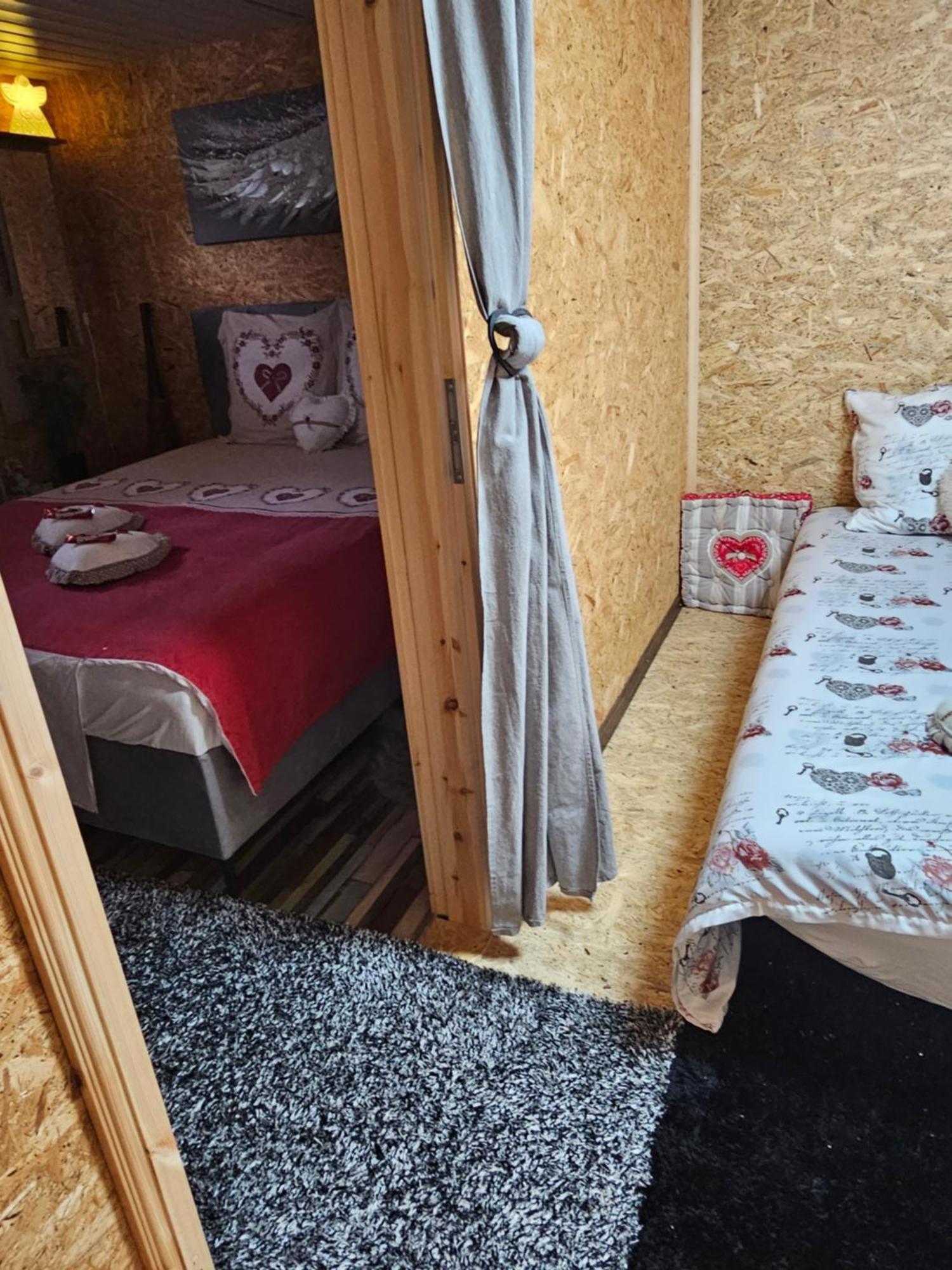 Bed and Breakfast Chez Gigi Нанда Экстерьер фото