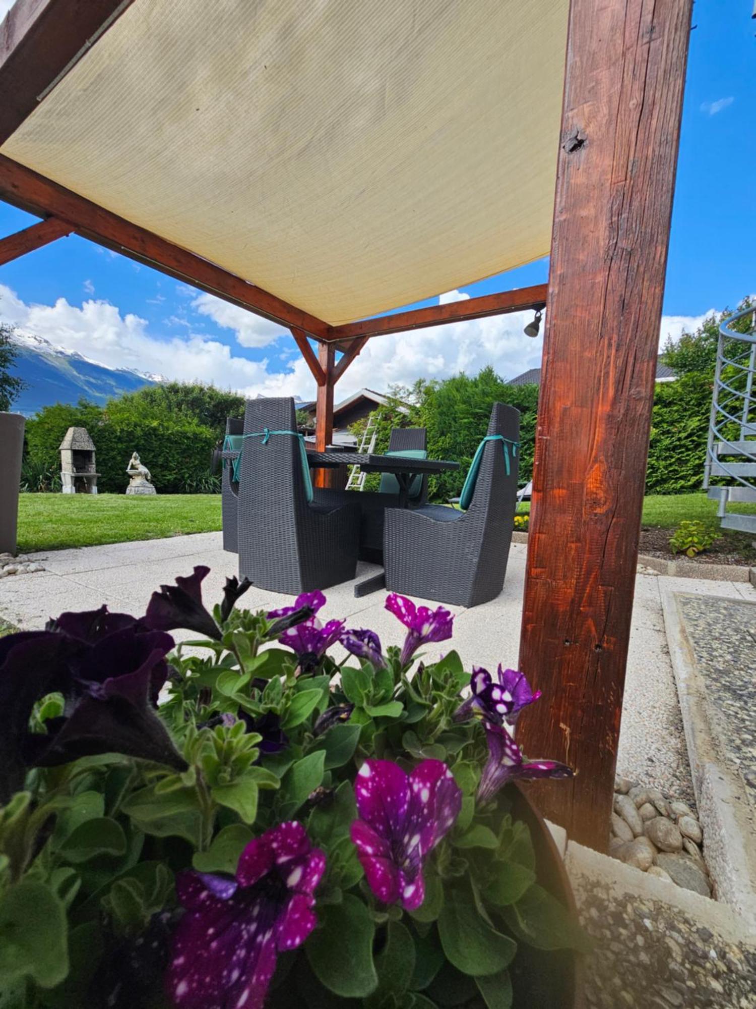 Bed and Breakfast Chez Gigi Нанда Экстерьер фото